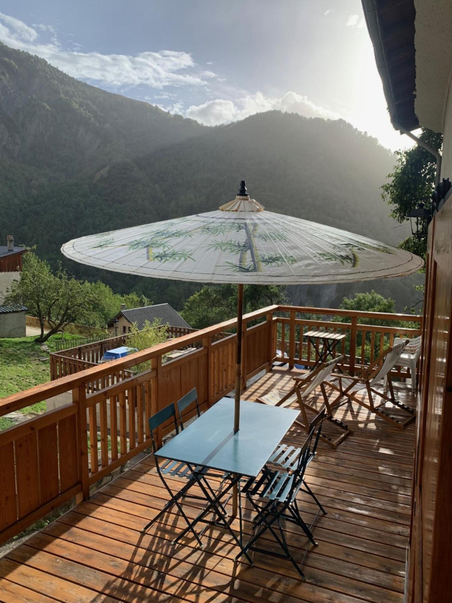 Le Sarana : 75M2, Calme, Belle Vue Avec Terrasse. Lejlighed Les Deux Alpes Eksteriør billede
